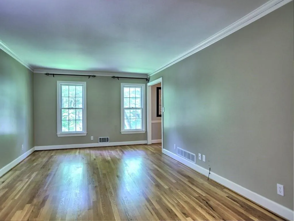 365 Earlston Drive, Sandy Springs, Georgia 30328, 4 Bedrooms Bedrooms, ,3 BathroomsBathrooms,Residential,Sold,365 Earlston Drive,6543960