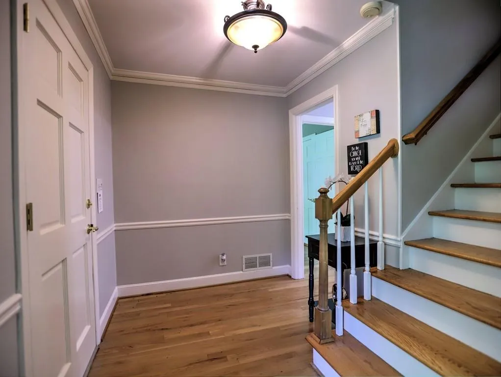 365 Earlston Drive, Sandy Springs, Georgia 30328, 4 Bedrooms Bedrooms, ,3 BathroomsBathrooms,Residential,Sold,365 Earlston Drive,6543960