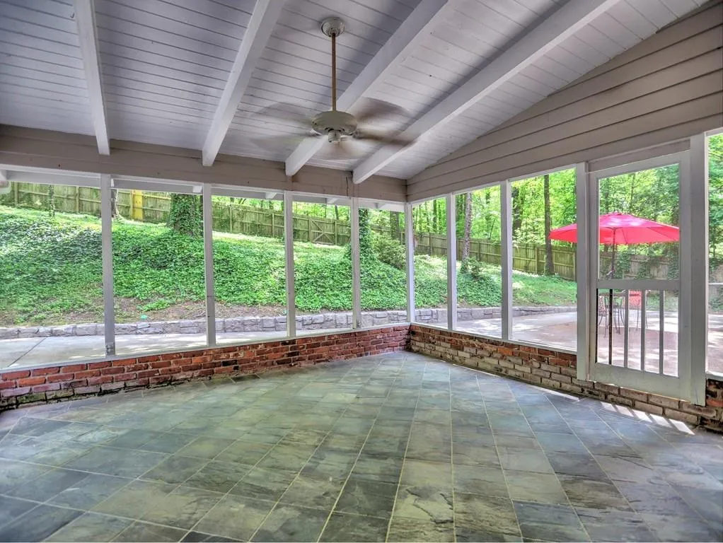 365 Earlston Drive, Sandy Springs, Georgia 30328, 4 Bedrooms Bedrooms, ,3 BathroomsBathrooms,Residential,Sold,365 Earlston Drive,6543960
