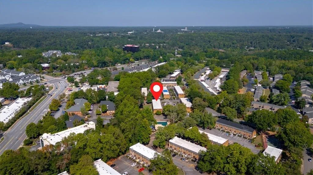 Birds eye view of property. 
You can see interstates and Sandy 
Springs, Roswell to the North.