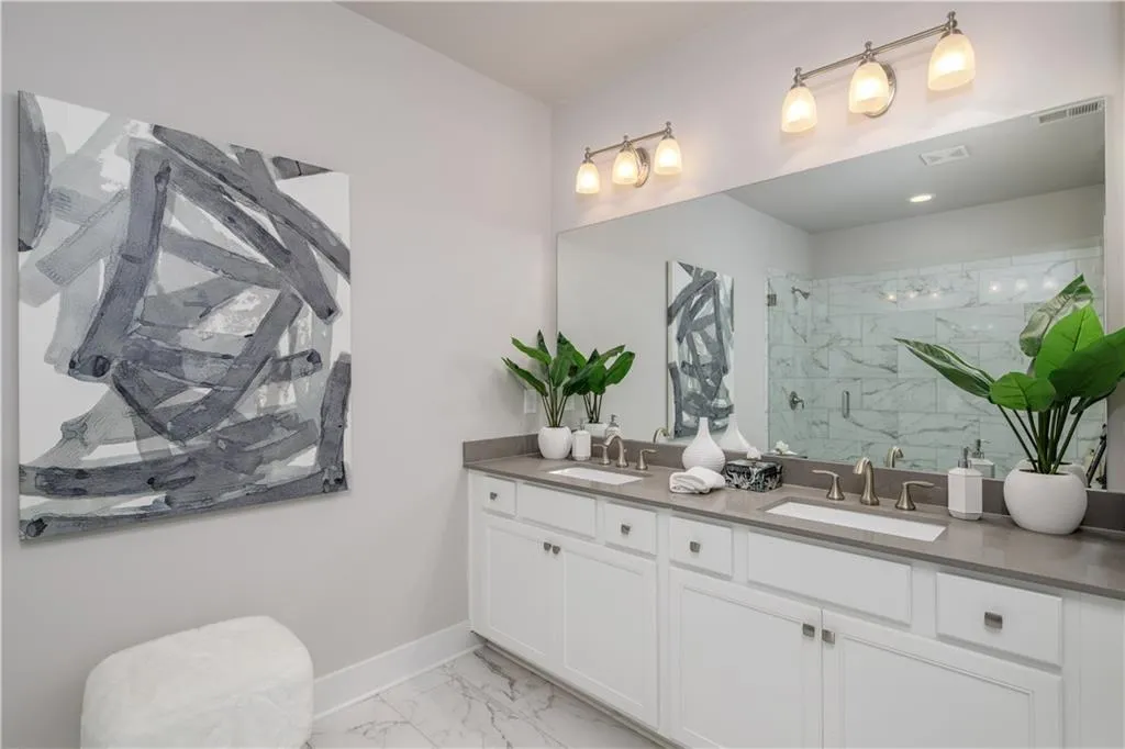 5722 Taylor Way, Sandy Springs, Georgia 30342, 3 Bedrooms Bedrooms, ,2 BathroomsBathrooms,Residential,Sold,5722 Taylor Way,6529497