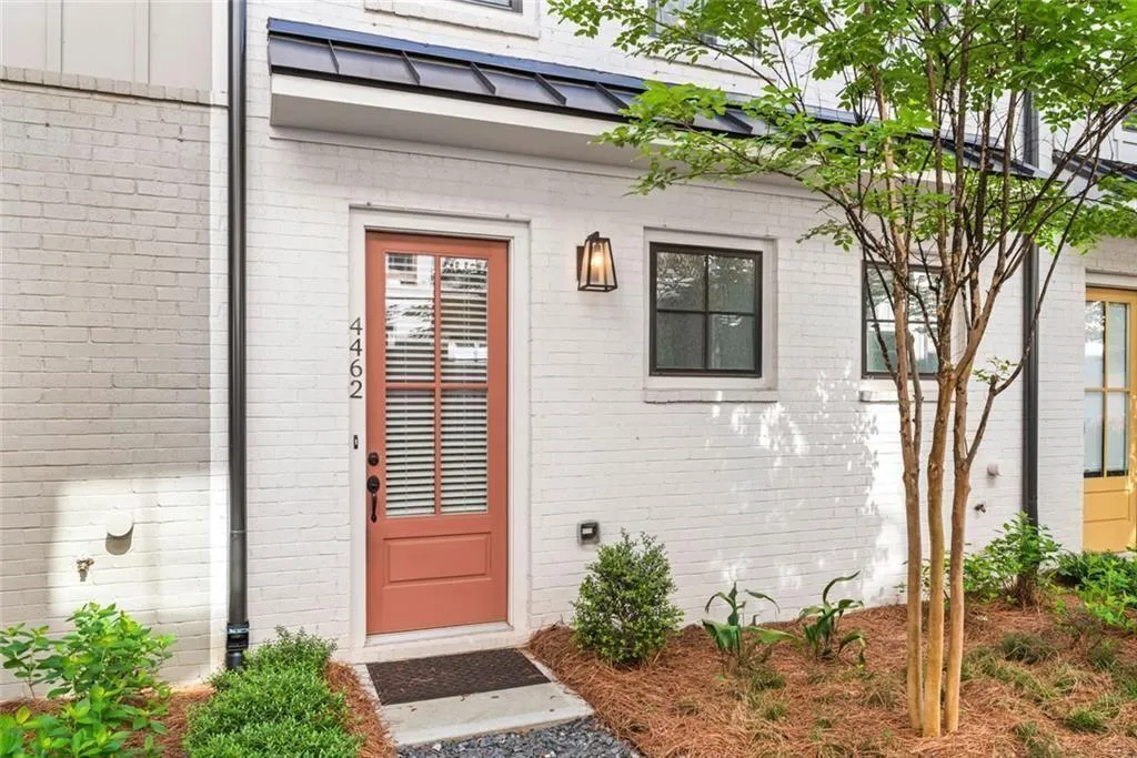 4462 Dandelion Lane, Atlanta, Georgia 30342, 2 Bedrooms Bedrooms, ,2 BathroomsBathrooms,Residential,For Sale,4462 Dandelion Lane,7617826