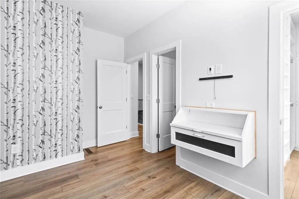 4462 Dandelion Lane, Atlanta, Georgia 30342, 2 Bedrooms Bedrooms, ,2 BathroomsBathrooms,Residential,For Sale,4462 Dandelion Lane,7617826