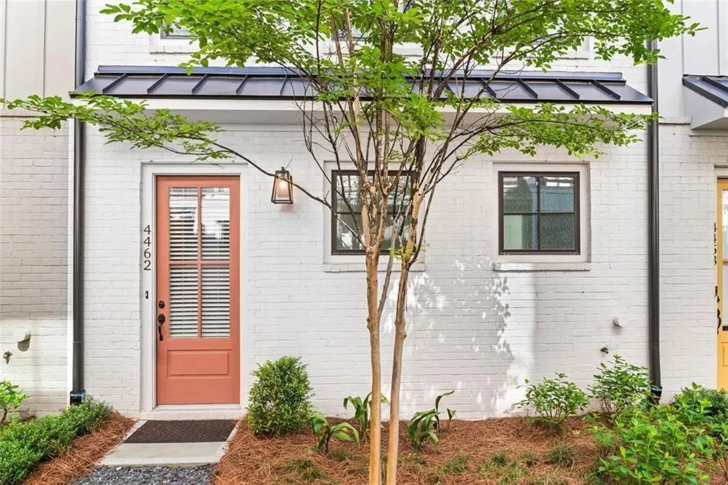 4462 Dandelion Lane, Atlanta, Georgia 30342, 2 Bedrooms Bedrooms, ,2 BathroomsBathrooms,Residential,For Sale,4462 Dandelion Lane,7617826