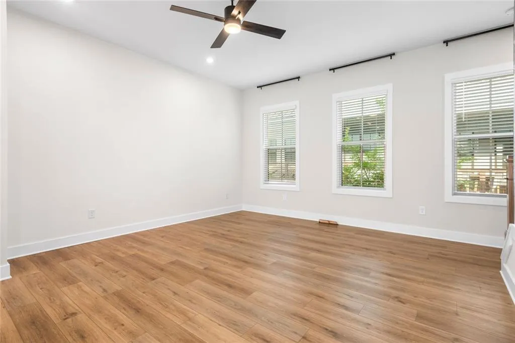 4462 Dandelion Lane, Atlanta, Georgia 30342, 2 Bedrooms Bedrooms, ,2 BathroomsBathrooms,Residential,For Sale,4462 Dandelion Lane,7617826