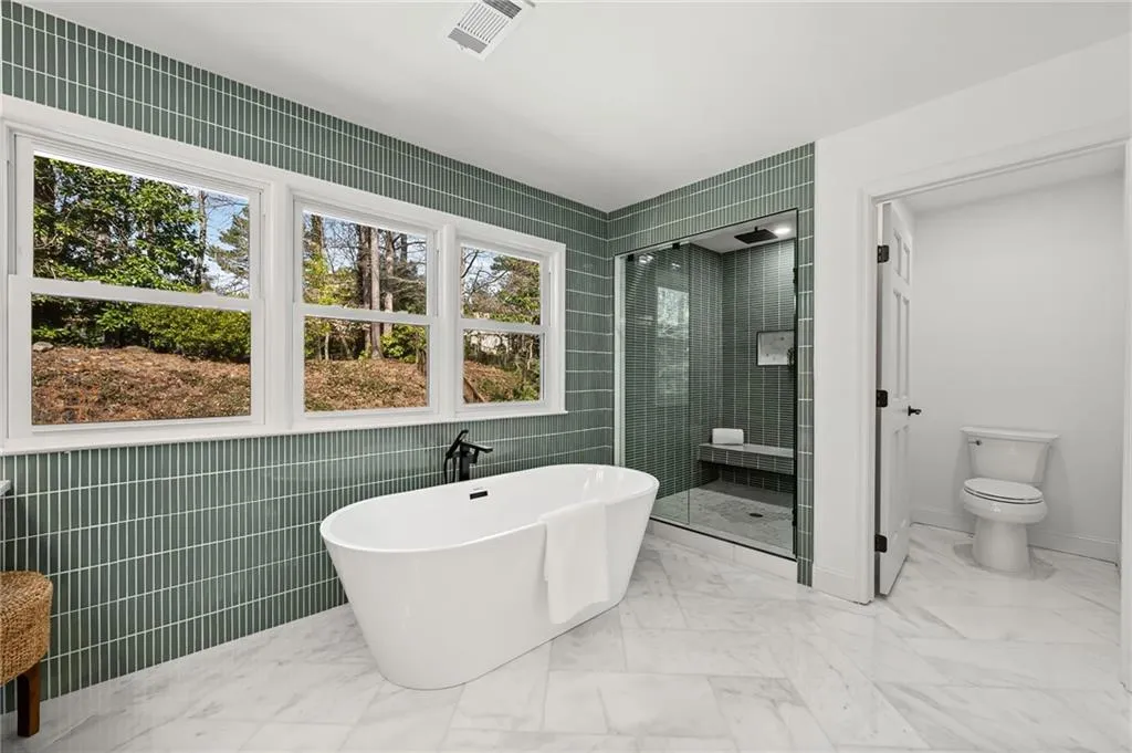 6300 Mountain Brook Lane, Atlanta, Georgia 30328, 5 Bedrooms Bedrooms, ,4 BathroomsBathrooms,Residential,Sold,6300 Mountain Brook Lane,7723596