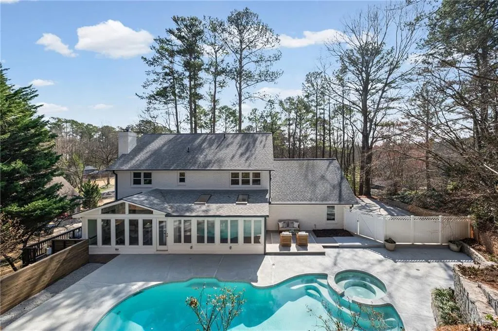 6300 Mountain Brook Lane, Atlanta, Georgia 30328, 5 Bedrooms Bedrooms, ,4 BathroomsBathrooms,Residential,Sold,6300 Mountain Brook Lane,7723596
