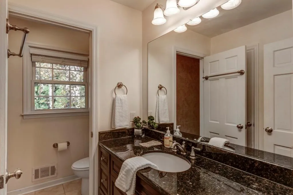 6201 Mountain Brook Way, Sandy Springs, Georgia 30328, 5 Bedrooms Bedrooms, ,4 BathroomsBathrooms,Residential,Sold,6201 Mountain Brook Way,6968684