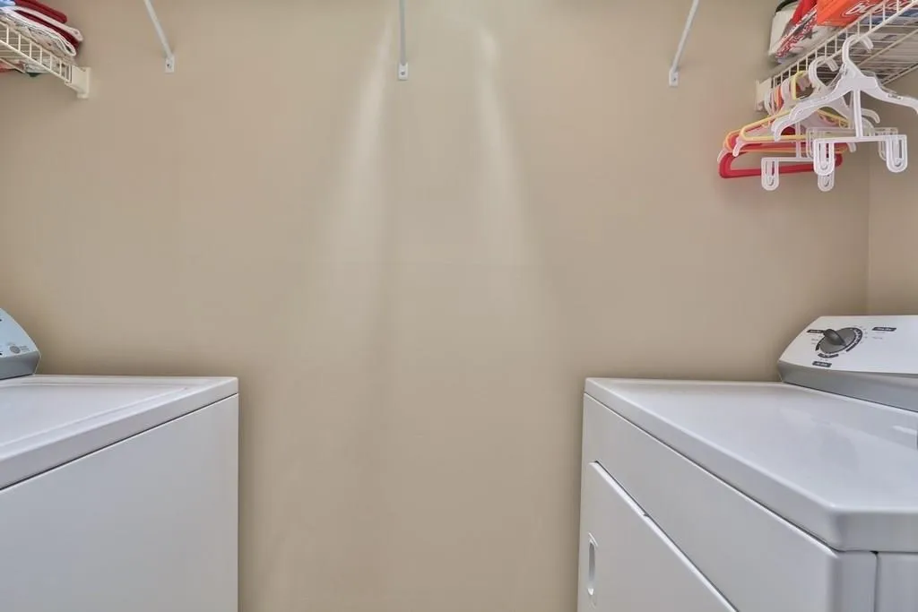 6203 Santa Fe Parkway, Sandy Springs, Georgia 30350, 2 Bedrooms Bedrooms, ,2 BathroomsBathrooms,Residential,Sold,6203 Santa Fe Parkway,6009115