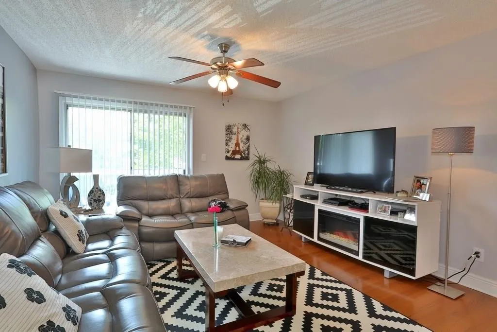 6203 Santa Fe Parkway, Sandy Springs, Georgia 30350, 2 Bedrooms Bedrooms, ,2 BathroomsBathrooms,Residential,Sold,6203 Santa Fe Parkway,6009115