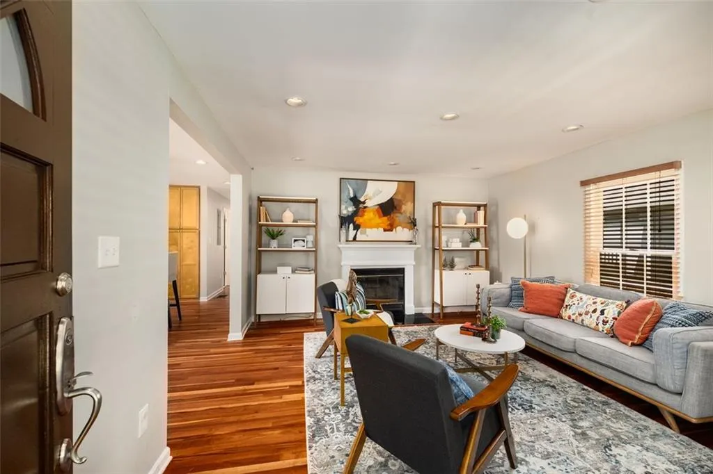 1928 Main Street Nw, Atlanta, Georgia 30318, 4 Bedrooms Bedrooms, ,4 BathroomsBathrooms,Residential,For Sale,1928 Main Street Nw,7620541
