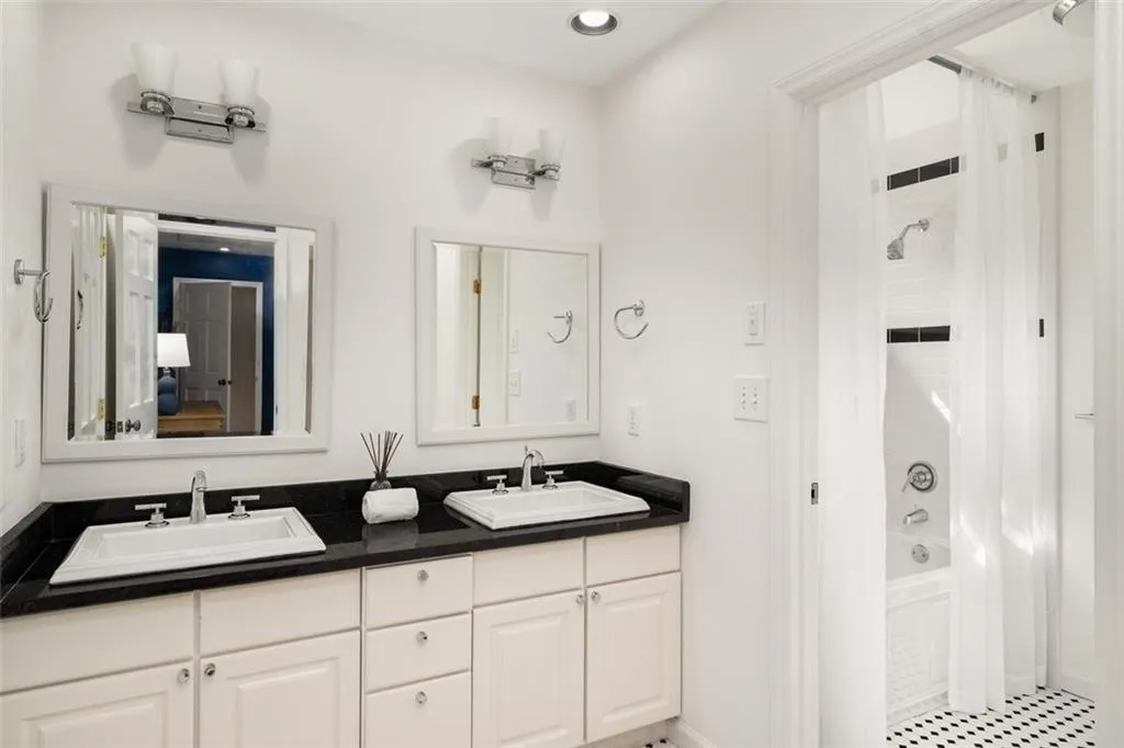 1928 Main Street Nw, Atlanta, Georgia 30318, 4 Bedrooms Bedrooms, ,4 BathroomsBathrooms,Residential,For Sale,1928 Main Street Nw,7620541