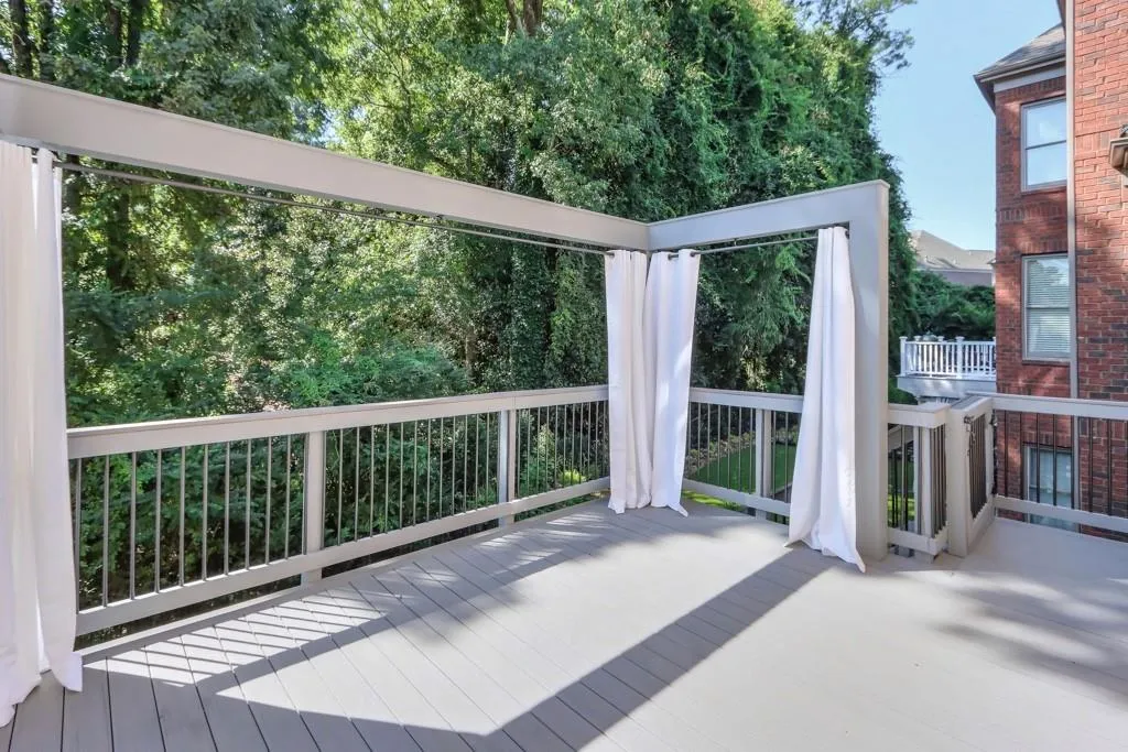 6285 Mount Vernon Oaks Drive, Atlanta, Georgia 30328, 6 Bedrooms Bedrooms, ,5 BathroomsBathrooms,Residential,Sold,6285 Mount Vernon Oaks Drive,7108905