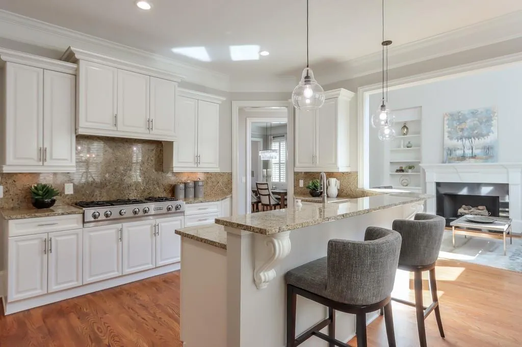 6285 Mount Vernon Oaks Drive, Atlanta, Georgia 30328, 6 Bedrooms Bedrooms, ,5 BathroomsBathrooms,Residential,Sold,6285 Mount Vernon Oaks Drive,7108905