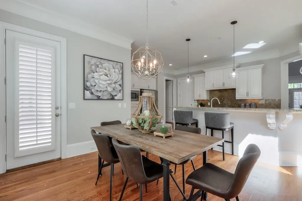 6285 Mount Vernon Oaks Drive, Atlanta, Georgia 30328, 6 Bedrooms Bedrooms, ,5 BathroomsBathrooms,Residential,Sold,6285 Mount Vernon Oaks Drive,7108905