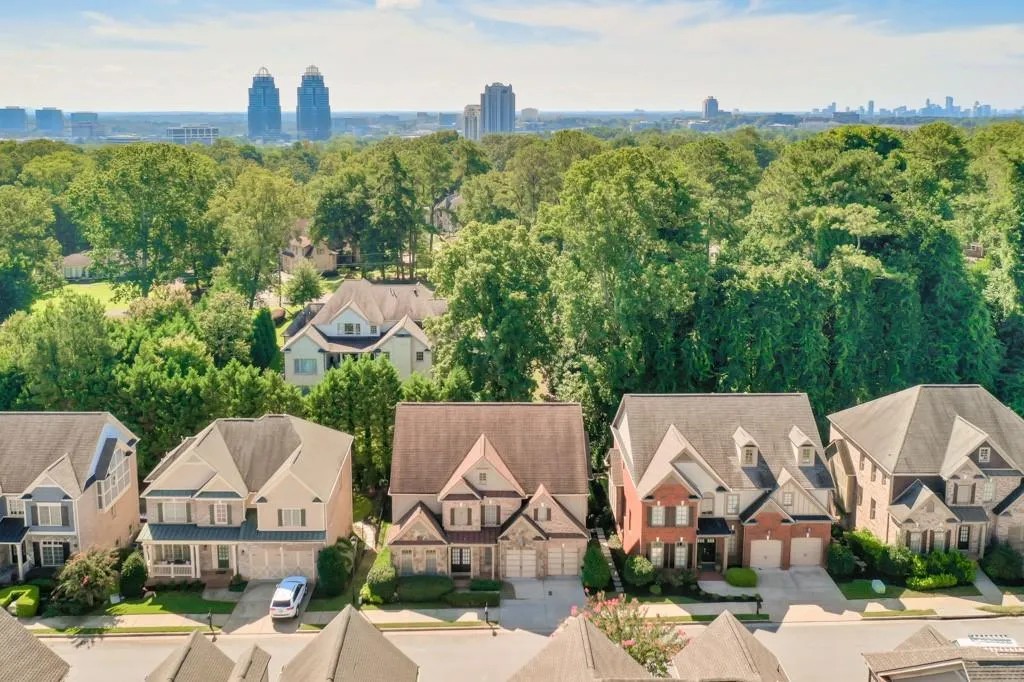 6285 Mount Vernon Oaks Drive, Atlanta, Georgia 30328, 6 Bedrooms Bedrooms, ,5 BathroomsBathrooms,Residential,Sold,6285 Mount Vernon Oaks Drive,7108905