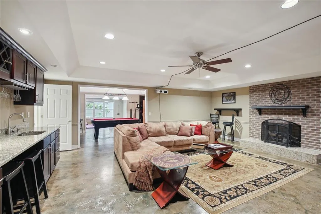 255 Landfall Road, Atlanta, Georgia 30328, 6 Bedrooms Bedrooms, ,4 BathroomsBathrooms,Residential,Sold,255 Landfall Road,7214337 255 Landfall Road, Atlanta, Georgia 30328, 6 Bedrooms Bedrooms, ,4 BathroomsBathrooms,Residential,Sold,255 Landfall Road,7214337