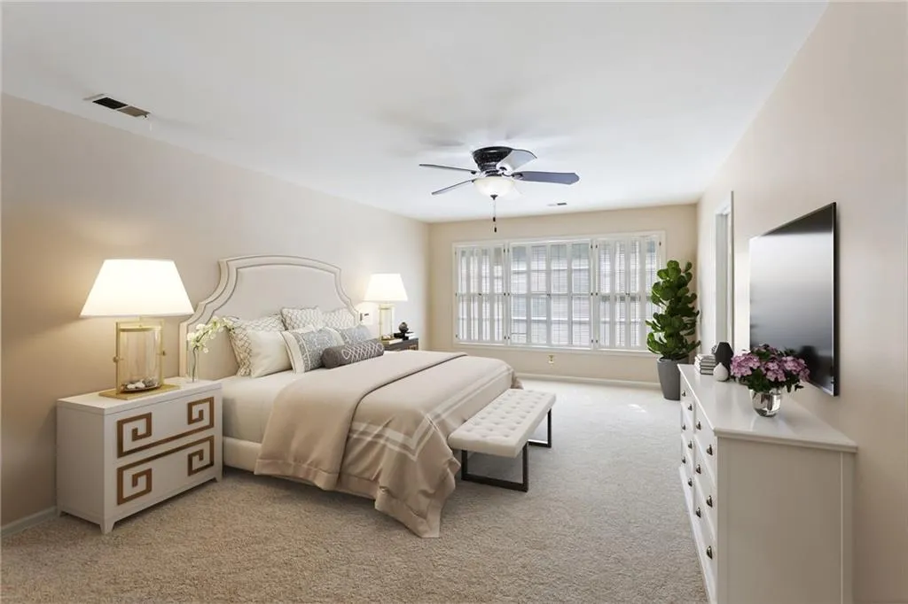 6095 Blackwater Trail, Sandy Springs, Georgia 30328, 5 Bedrooms Bedrooms, ,4 BathroomsBathrooms,Residential,Sold,6095 Blackwater Trail,6954043