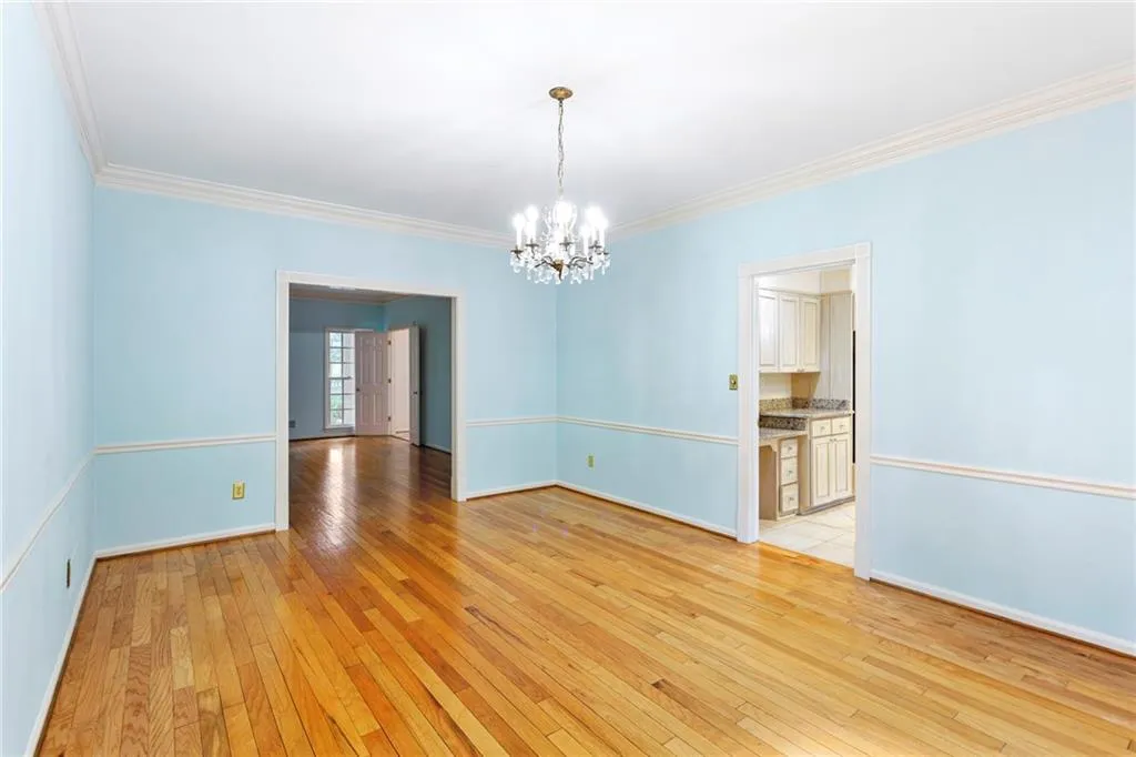 6095 Blackwater Trail, Sandy Springs, Georgia 30328, 5 Bedrooms Bedrooms, ,4 BathroomsBathrooms,Residential,Sold,6095 Blackwater Trail,6954043