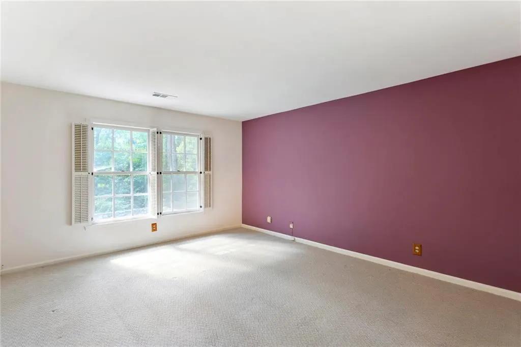 6095 Blackwater Trail, Sandy Springs, Georgia 30328, 5 Bedrooms Bedrooms, ,4 BathroomsBathrooms,Residential,Sold,6095 Blackwater Trail,6954043