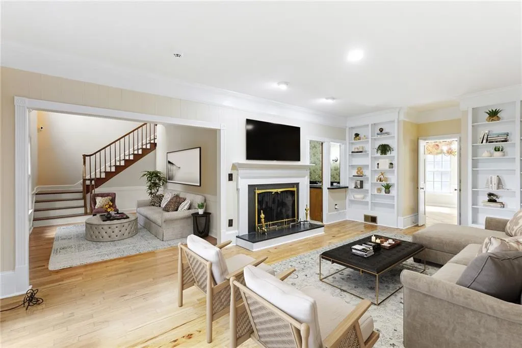 6095 Blackwater Trail, Sandy Springs, Georgia 30328, 5 Bedrooms Bedrooms, ,4 BathroomsBathrooms,Residential,Sold,6095 Blackwater Trail,6954043