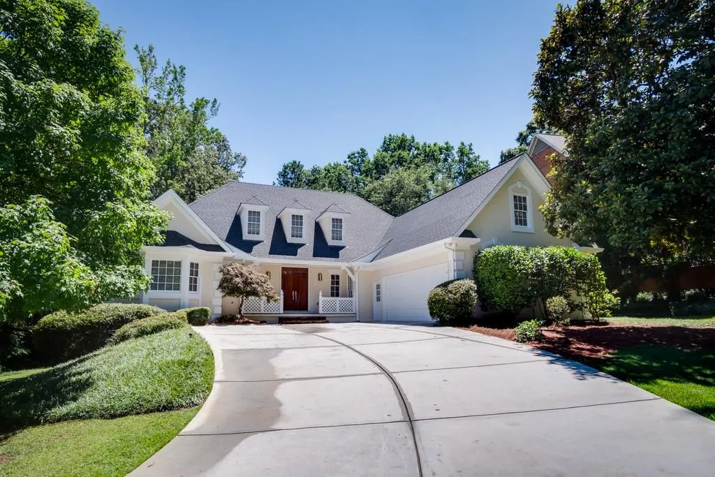 7815 Landowne Drive, Sandy Springs, Georgia 30350, 4 Bedrooms Bedrooms, ,4 BathroomsBathrooms,Residential,Sold,7815 Landowne Drive,6574384