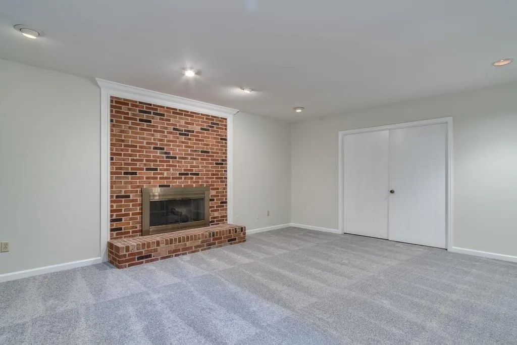 7815 Landowne Drive, Sandy Springs, Georgia 30350, 4 Bedrooms Bedrooms, ,4 BathroomsBathrooms,Residential,Sold,7815 Landowne Drive,6574384