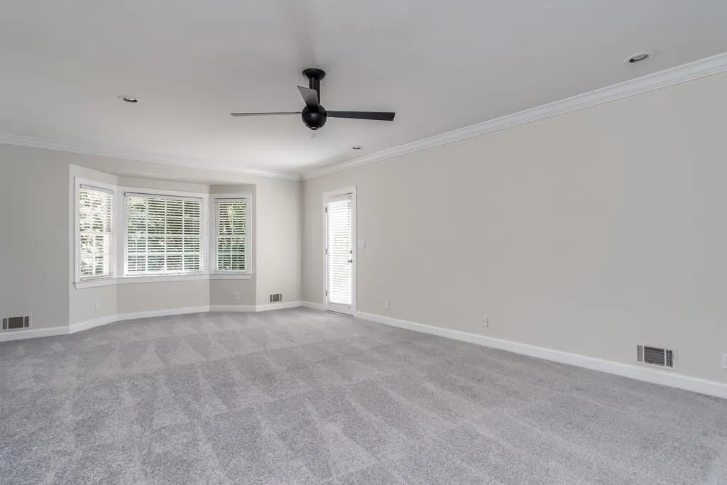 7815 Landowne Drive, Sandy Springs, Georgia 30350, 4 Bedrooms Bedrooms, ,4 BathroomsBathrooms,Residential,Sold,7815 Landowne Drive,6574384