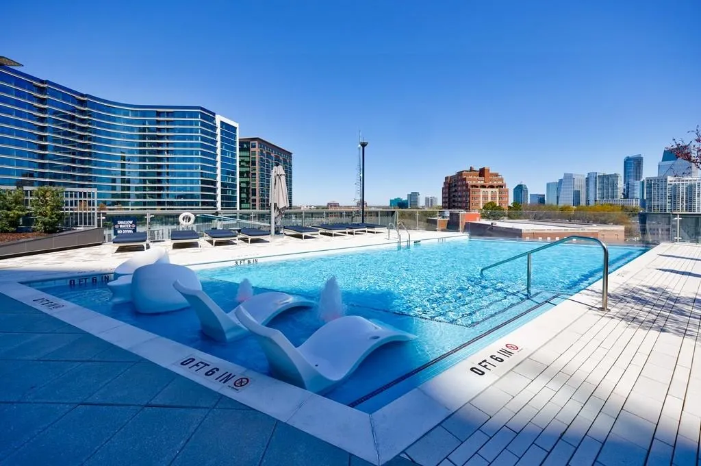 8th Floor pool