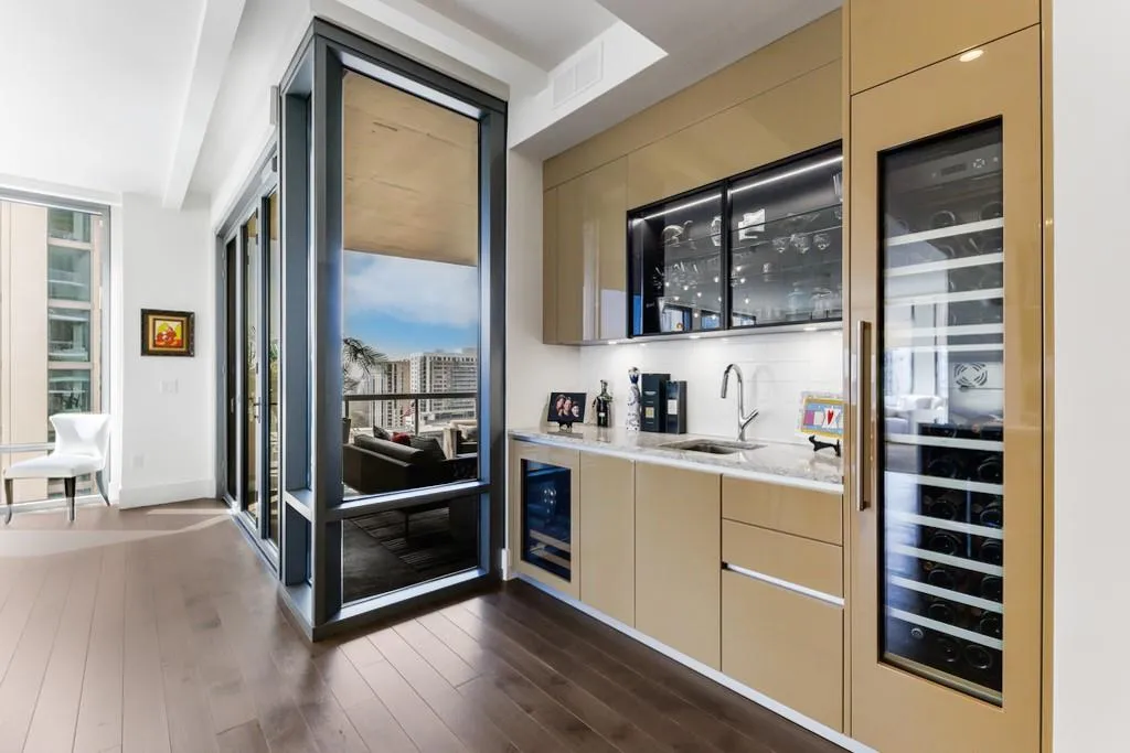 Gaggenau Wine Storage, Uline Beverage Center