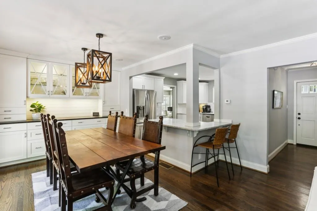 3005 Howell Mill Road Nw, Atlanta, Georgia 30327, 4 Bedrooms Bedrooms, ,2 BathroomsBathrooms,Residential,For Sale,3005 Howell Mill Road Nw,7619672