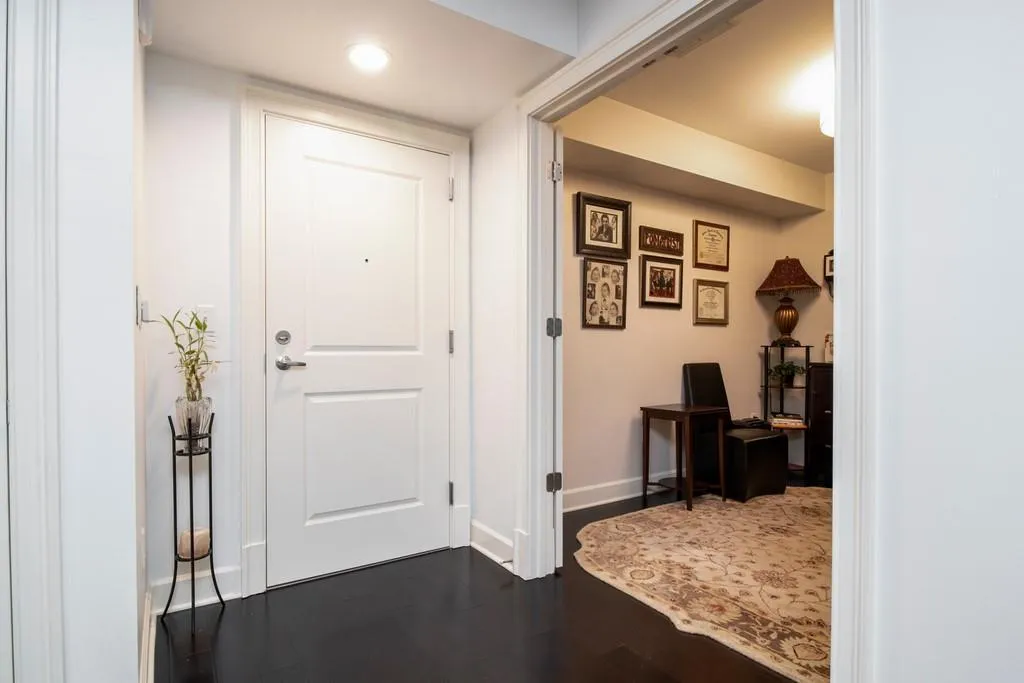 200 River Vista Drive Unit 214, Sandy Springs, Georgia 30339, 2 Bedrooms Bedrooms, ,2 BathroomsBathrooms,Residential,Sold,200 River Vista Drive Unit 214,6746863