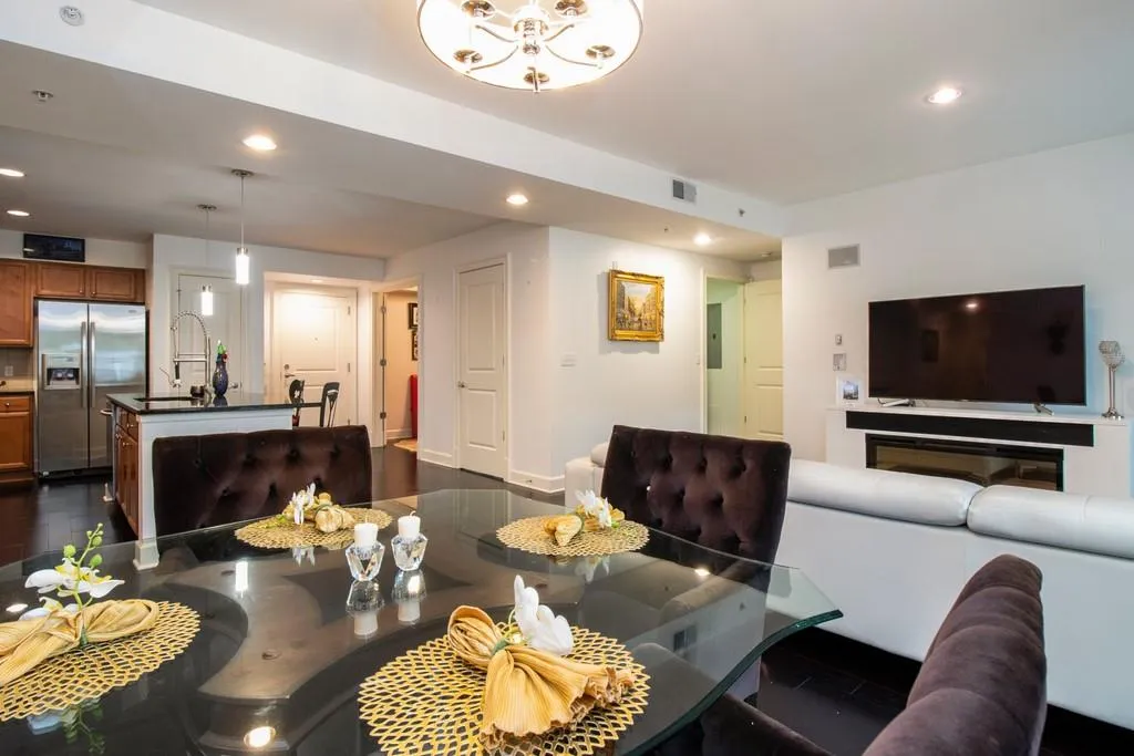 200 River Vista Drive Unit 214, Sandy Springs, Georgia 30339, 2 Bedrooms Bedrooms, ,2 BathroomsBathrooms,Residential,Sold,200 River Vista Drive Unit 214,6746863