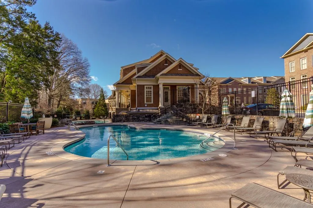 200 River Vista Drive Unit 214, Sandy Springs, Georgia 30339, 2 Bedrooms Bedrooms, ,2 BathroomsBathrooms,Residential,Sold,200 River Vista Drive Unit 214,6746863