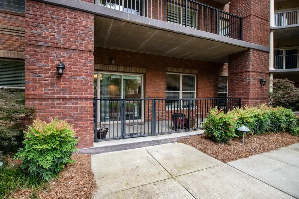 200 River Vista Drive Unit 214, Sandy Springs, Georgia 30339, 2 Bedrooms Bedrooms, ,2 BathroomsBathrooms,Residential,Sold,200 River Vista Drive Unit 214,6746863