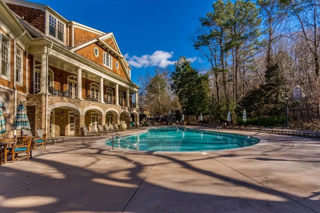 200 River Vista Drive Unit 214, Sandy Springs, Georgia 30339, 2 Bedrooms Bedrooms, ,2 BathroomsBathrooms,Residential,Sold,200 River Vista Drive Unit 214,6746863