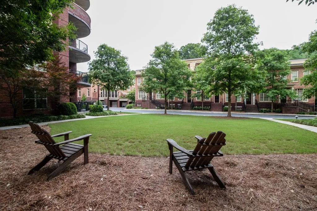 200 River Vista Drive Unit 214, Sandy Springs, Georgia 30339, 2 Bedrooms Bedrooms, ,2 BathroomsBathrooms,Residential,Sold,200 River Vista Drive Unit 214,6746863