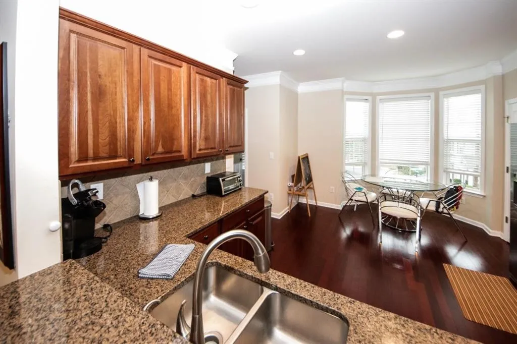 587 Kandell Court, Sandy Springs, Georgia 30350, 3 Bedrooms Bedrooms, ,3 BathroomsBathrooms,Residential,Sold,587 Kandell Court,6637100