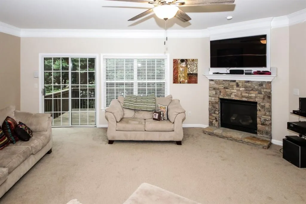 587 Kandell Court, Sandy Springs, Georgia 30350, 3 Bedrooms Bedrooms, ,3 BathroomsBathrooms,Residential,Sold,587 Kandell Court,6637100