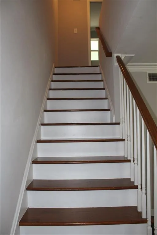 6940 Roswell Road Unit 22d, Atlanta, Georgia 30328, 2 Bedrooms Bedrooms, ,1 BathroomBathrooms,Residential,Sold,6940 Roswell Road Unit 22d,5727051