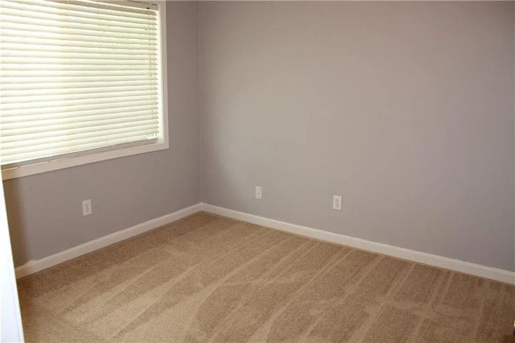 6940 Roswell Road Unit 22d, Atlanta, Georgia 30328, 2 Bedrooms Bedrooms, ,1 BathroomBathrooms,Residential,Sold,6940 Roswell Road Unit 22d,5727051