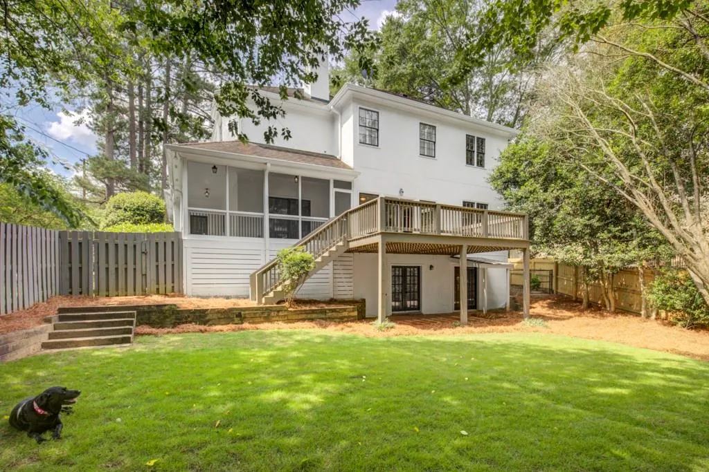 2059 Howell Mill Road Nw, Atlanta, Georgia 30318, 4 Bedrooms Bedrooms, ,3 BathroomsBathrooms,Residential,For Sale,2059 Howell Mill Road Nw,7588282