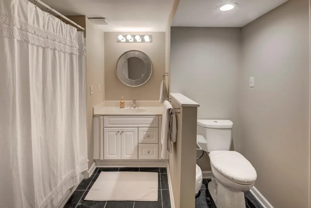 2059 Howell Mill Road Nw, Atlanta, Georgia 30318, 4 Bedrooms Bedrooms, ,3 BathroomsBathrooms,Residential,For Sale,2059 Howell Mill Road Nw,7588282