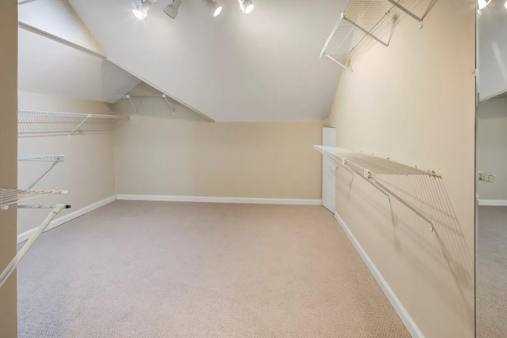2059 Howell Mill Road Nw, Atlanta, Georgia 30318, 4 Bedrooms Bedrooms, ,3 BathroomsBathrooms,Residential,For Sale,2059 Howell Mill Road Nw,7588282