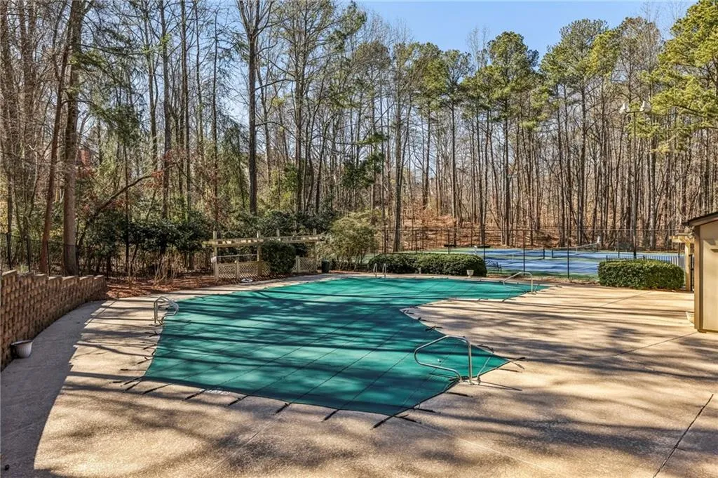1503 Woodcliff Drive Ne, Atlanta, Georgia 30350, 2 Bedrooms Bedrooms, ,1 BathroomBathrooms,Residential,Sold,1503 Woodcliff Drive Ne,7719302