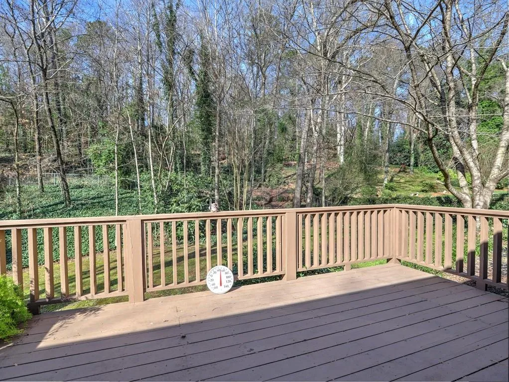 52 Brandon Ridge Drive, Sandy Springs, Georgia 30350, 3 Bedrooms Bedrooms, ,2 BathroomsBathrooms,Residential,Sold,52 Brandon Ridge Drive,6987445