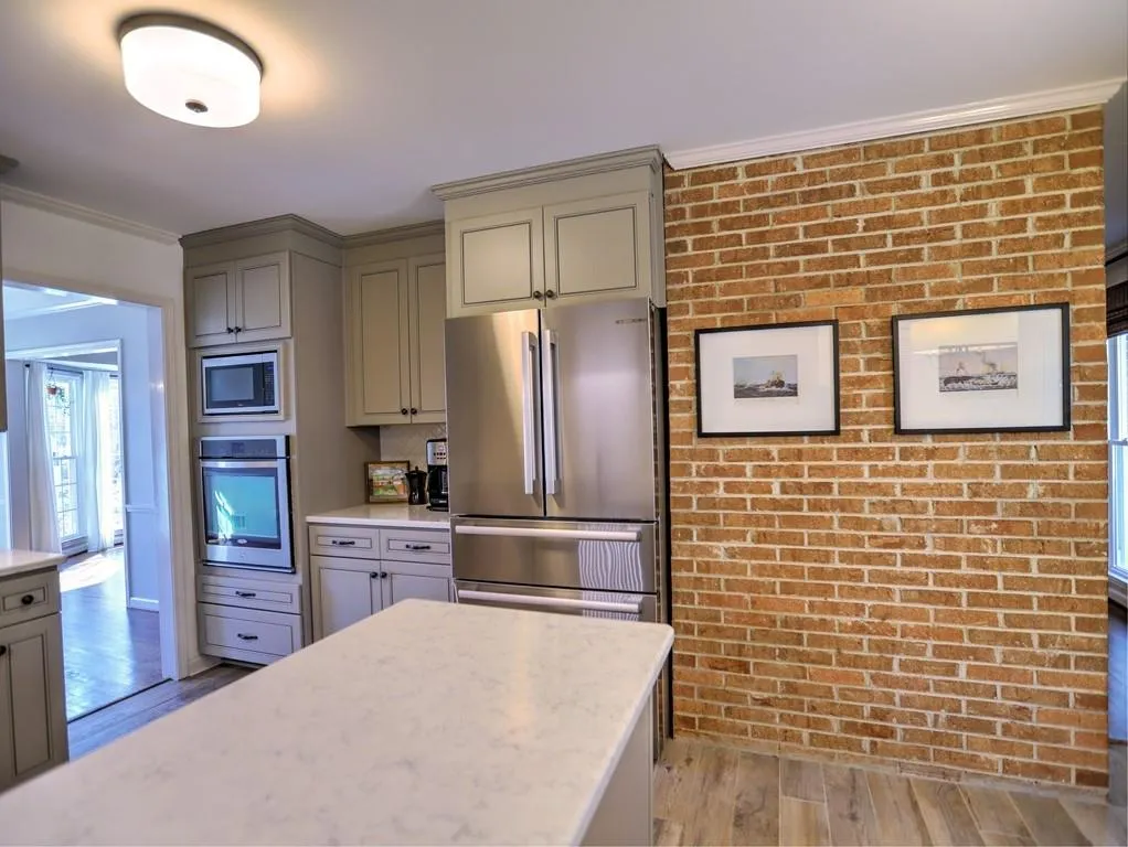 52 Brandon Ridge Drive, Sandy Springs, Georgia 30350, 3 Bedrooms Bedrooms, ,2 BathroomsBathrooms,Residential,Sold,52 Brandon Ridge Drive,6987445