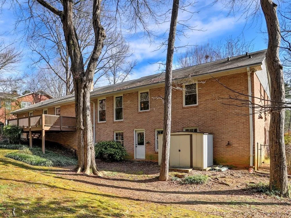 52 Brandon Ridge Drive, Sandy Springs, Georgia 30350, 3 Bedrooms Bedrooms, ,2 BathroomsBathrooms,Residential,Sold,52 Brandon Ridge Drive,6987445