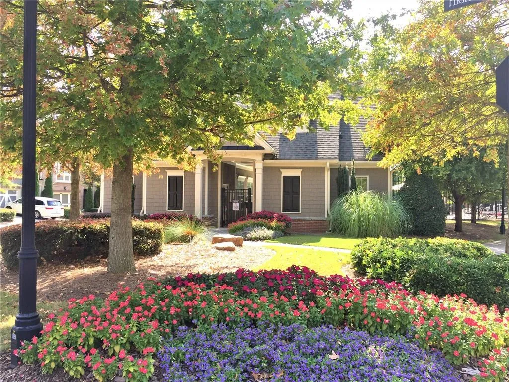 7880 Glisten Avenue, Sandy Springs, Georgia 30328, 3 Bedrooms Bedrooms, ,2 BathroomsBathrooms,Residential,Sold,7880 Glisten Avenue,6627631