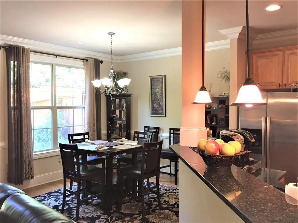 7880 Glisten Avenue, Sandy Springs, Georgia 30328, 3 Bedrooms Bedrooms, ,2 BathroomsBathrooms,Residential,Sold,7880 Glisten Avenue,6627631
